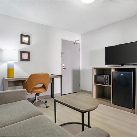 Comfort Inn & Suites Crystal Inn Sportsplex Gulfport Zewnętrze zdjęcie