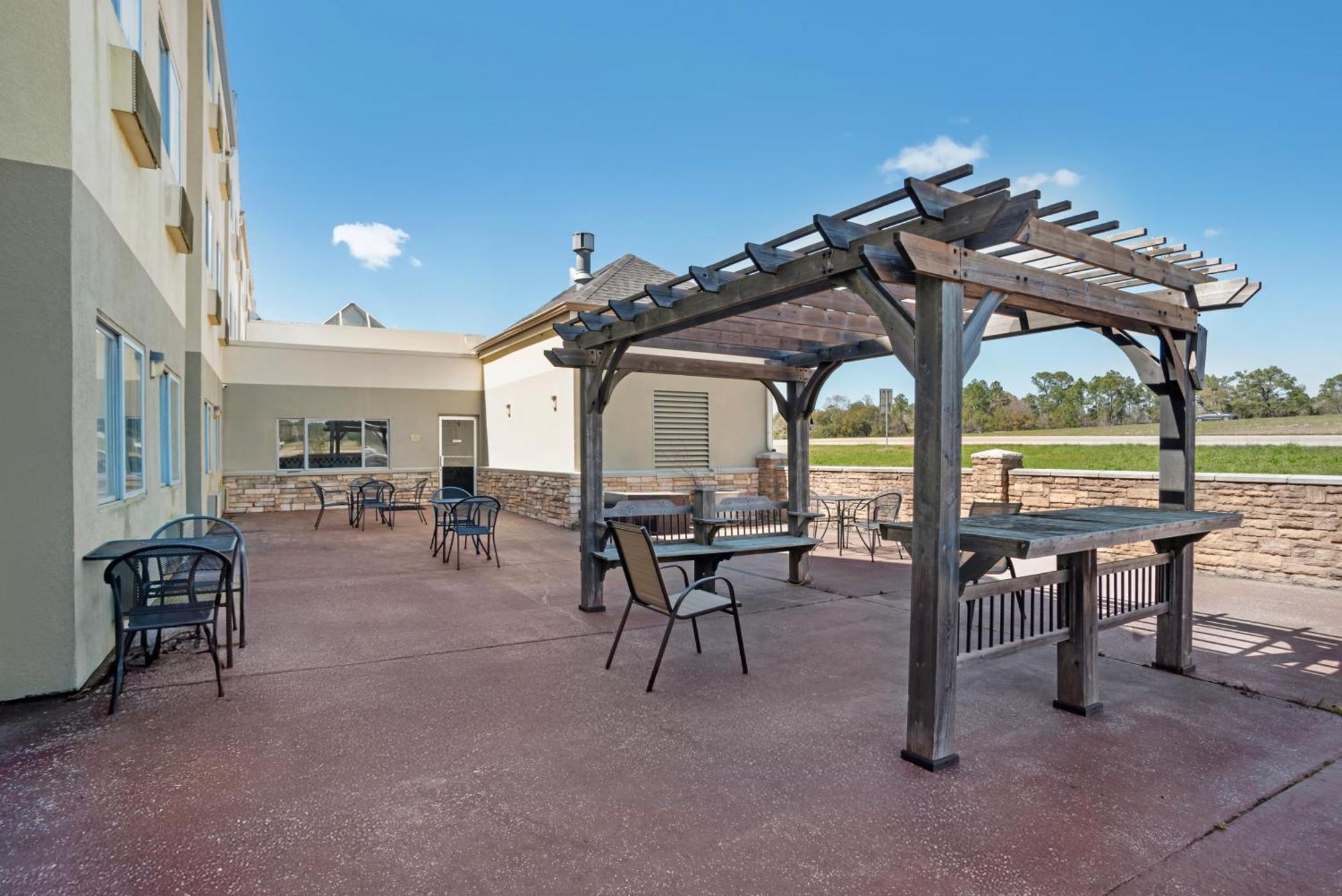 Comfort Inn & Suites Crystal Inn Sportsplex Gulfport Zewnętrze zdjęcie